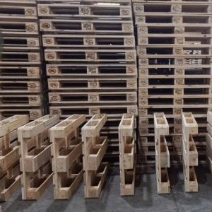 LVL & WOOD PALLETS